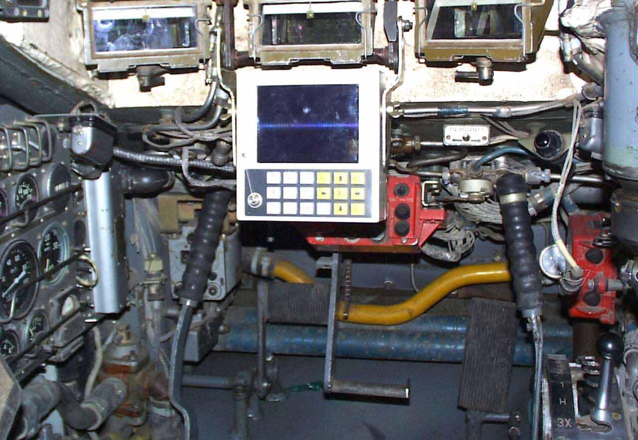 &#91;Pics&#93; Kompartemen Pengemudi di kendaraan Tank