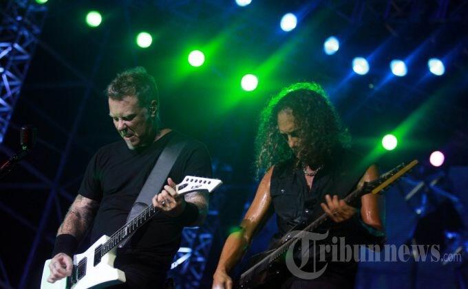 Cadas Gan..Metallica akan Konser di Antartika?