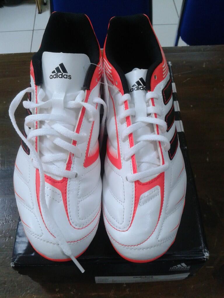 WTS Sepatu bola Adidas Ezeiro III TRX FG BNIB Ori Banting Harga