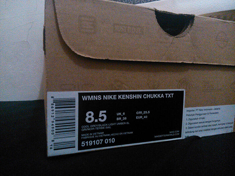 Sepatu NIKE "KENSHIN CHUKKA" (RUN AND SNEAKERS) NEW !