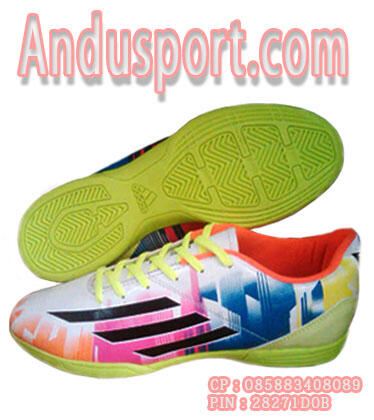 Sepatu Futsal Messi IV New