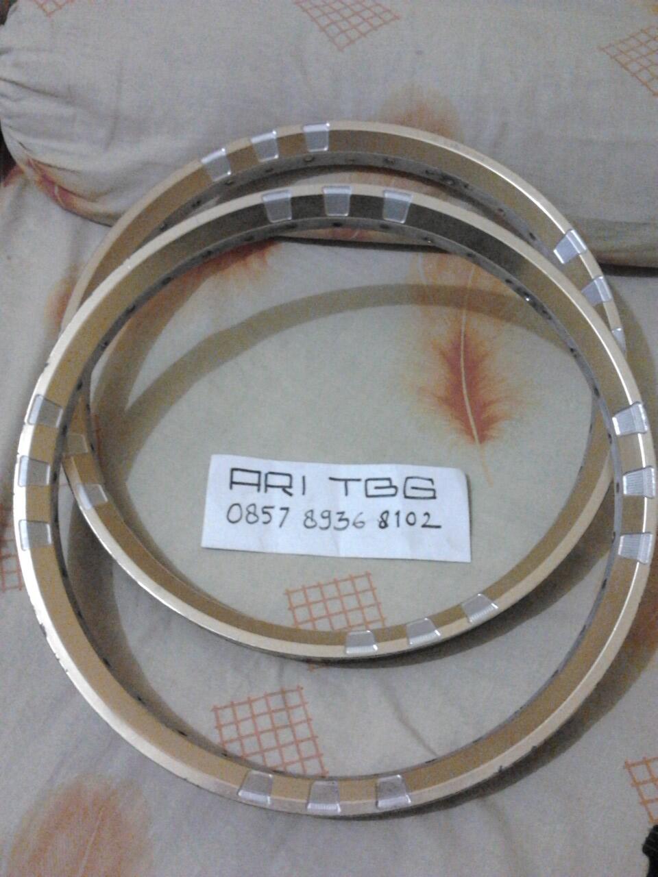 WTS velg comet ring 17 bekas