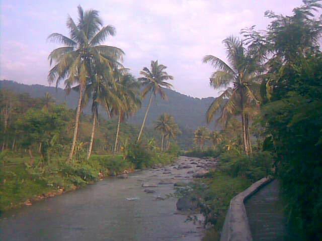 MENGABADIKAN FOTO KEINDAHAN ALAM ( kampung ane )