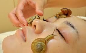 MENGGELIKAN, di Jepang ada FACIAL SIPUT !