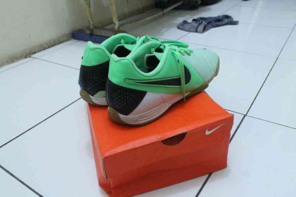 Sepatu Futsal Nike CTR360 ENGANCE III IC
