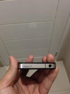 Fs: iphone 4G 16gb FU Black,,Fullset n mulus bgt...hrg batangan