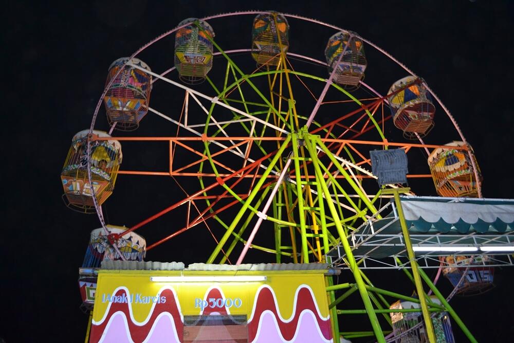 Permainan Tradisional Pasar Malam