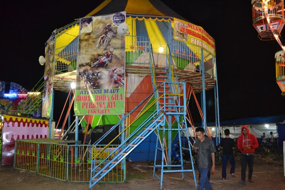 Permainan Tradisional Pasar Malam