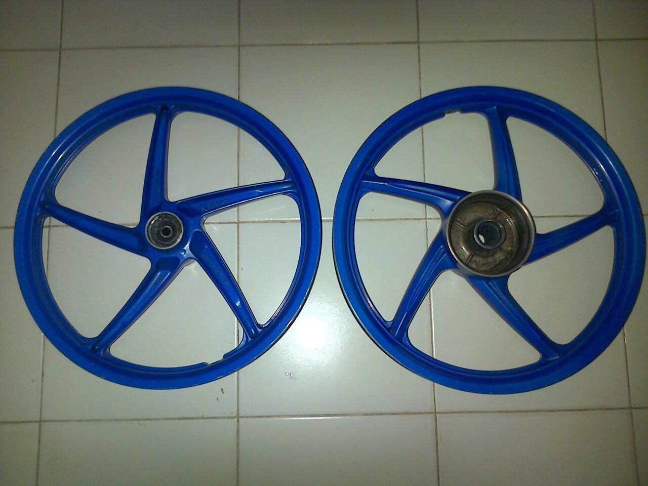 Terjual Velg Racing Enkei Orisinil copotan Honda Supra fit 