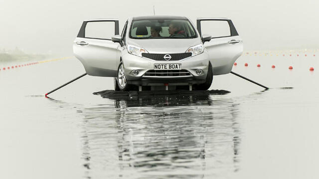 Mobil Nissan Bisa Jadi Perahu!