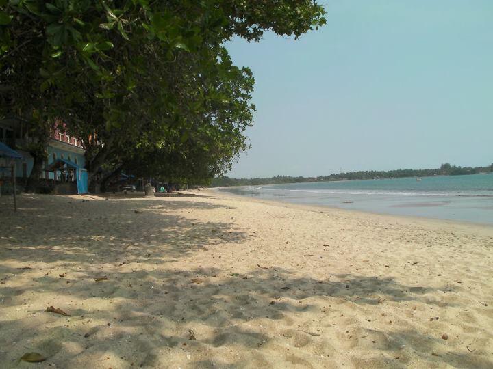 pantai carita - kondominium lippo carita