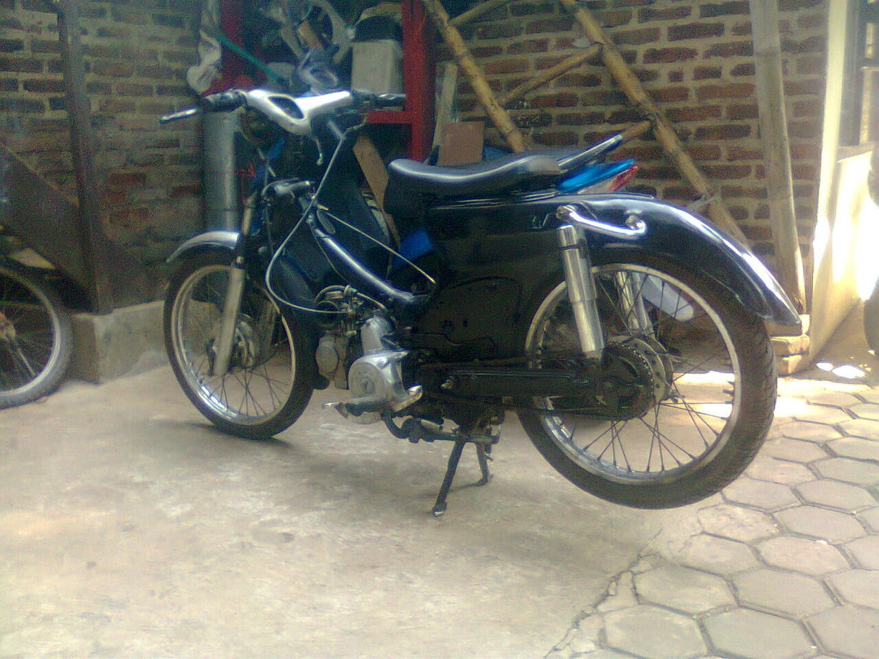 WTS Honda C70 Hitam th.81 Plat D