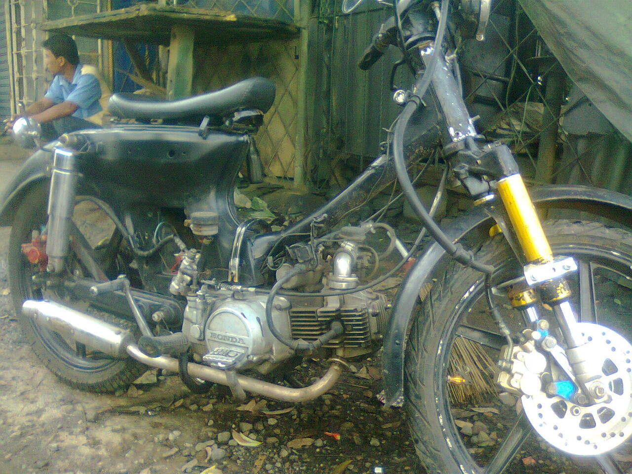 WTS Honda C70 Hitam th.81 Plat D