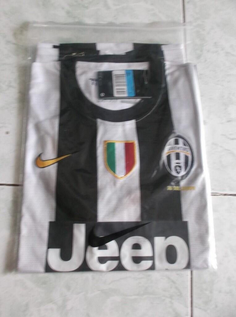 OBRAL JERSEY JUVENTUS 12/13 GRADE ORI BNWT RP 85000