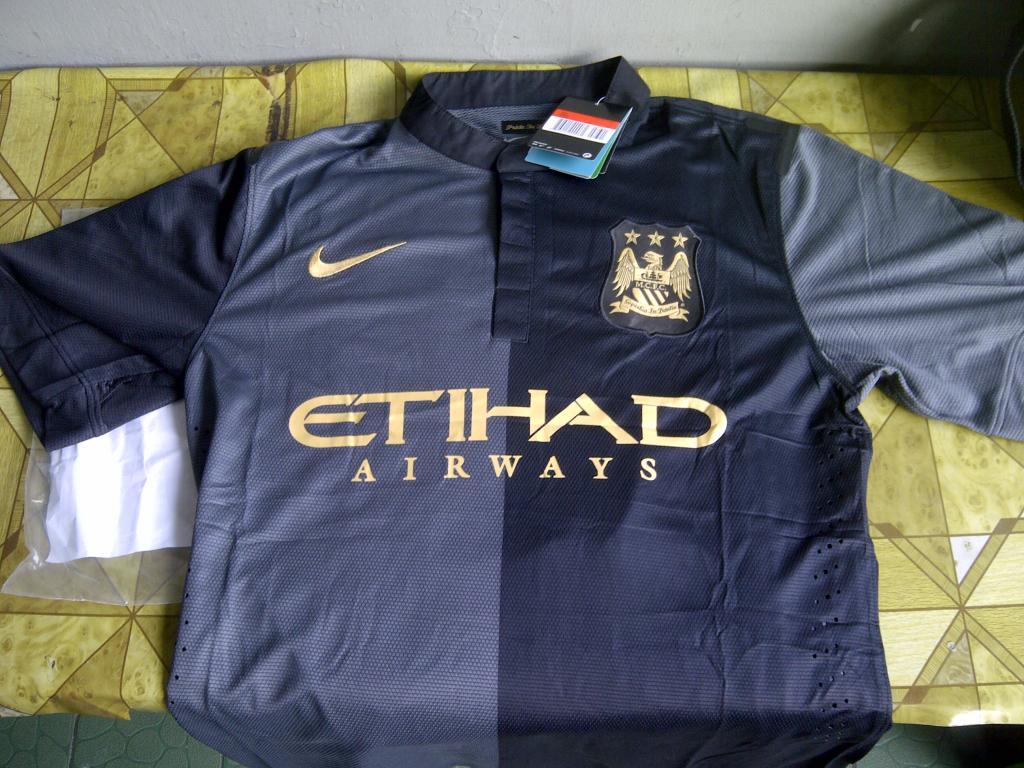 Jersey Grade Ori/Player Issue 2013/2014 LENGKAP + BISA CUSTOM + PALING MURAH DISINI!