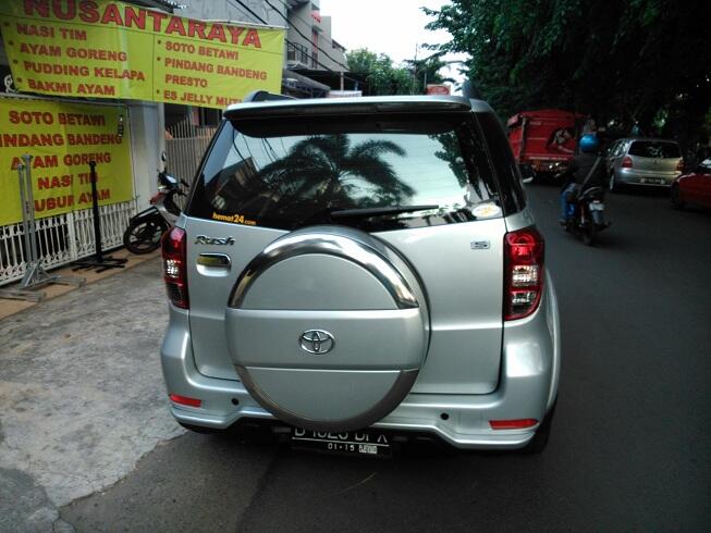 jual cepat toyota rush 2010 km rendah