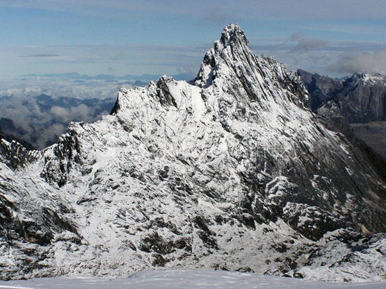 Pemandangan Alam Paling Indah di Indonesia