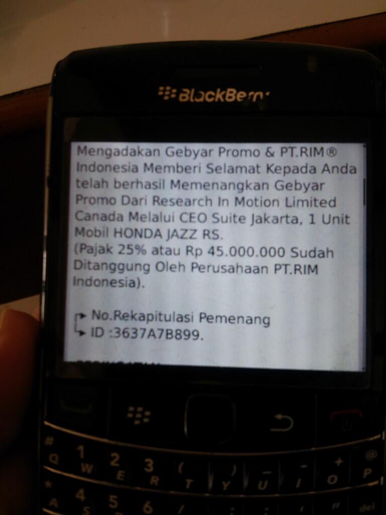 (Horeeeee) Bini Ane dapat Honda Jazz dari Blackberry