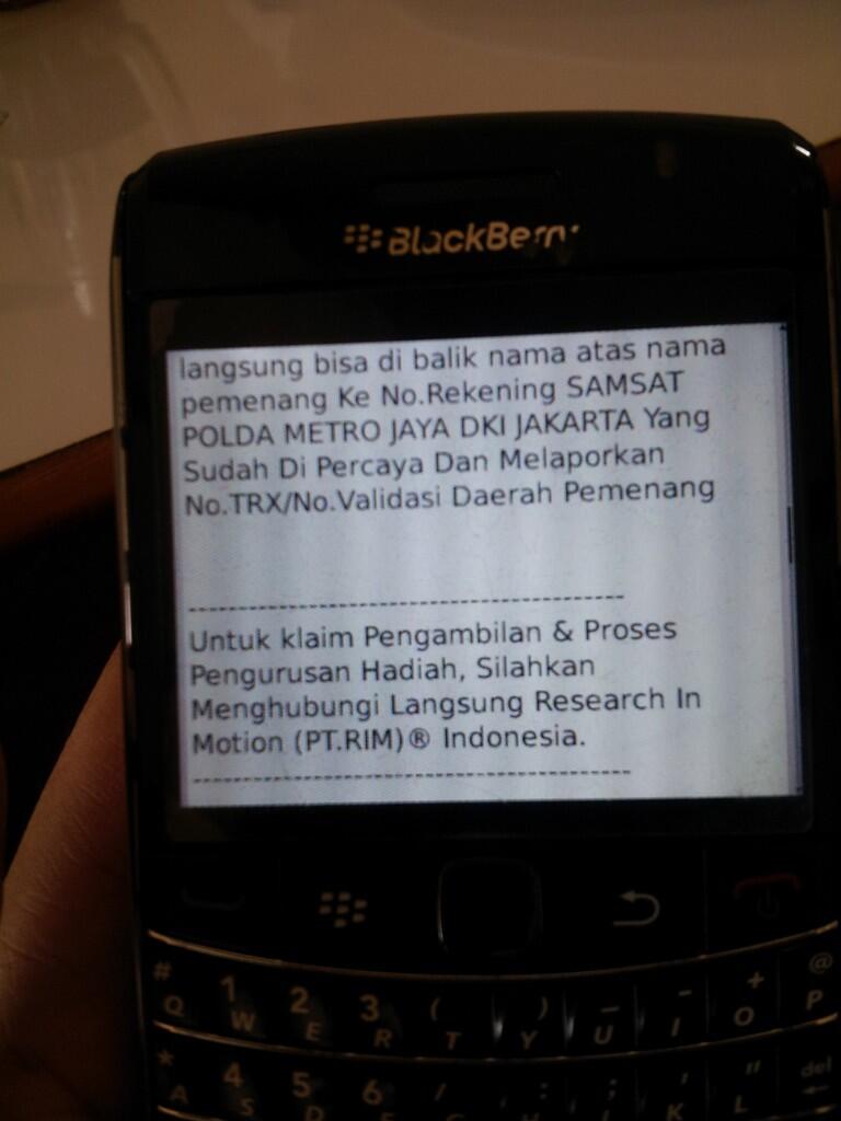 (Horeeeee) Bini Ane dapat Honda Jazz dari Blackberry