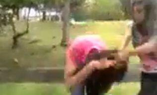 CEWEK ABABIL BIADAB (REPOST: UNTUK BANTU SEBARKAN VIDEO INI)