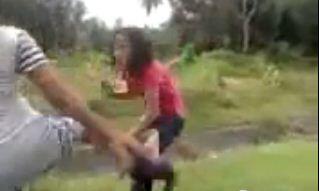 CEWEK ABABIL BIADAB (REPOST: UNTUK BANTU SEBARKAN VIDEO INI)