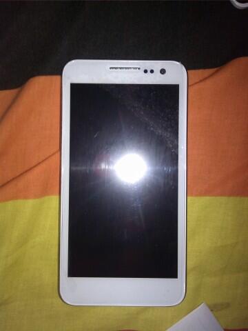 esia cyrus maxtouch cdma/gsm unlocked baru 1 hari