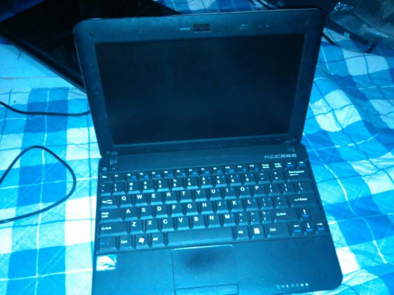 Netbook replika smart olive x107b