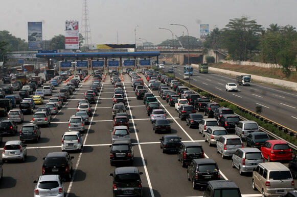 Penambahan Ruas Tol Apakah bisa Megatasi Kemacetan???