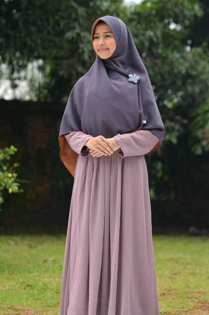 Jilbab, Antara Tren dan Kewajiban