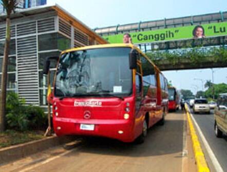 Denda Maksimal Penerobos Busway