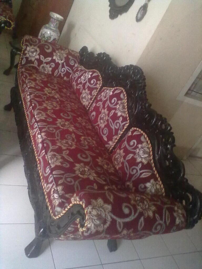 Terjual Furniture Jati  jadul  kursi  gajah lemari meja 