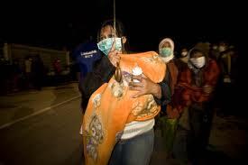 Foto-Foto Letusan Gunung Merapi 2010 yang Bikin Merinding Gan :takut
