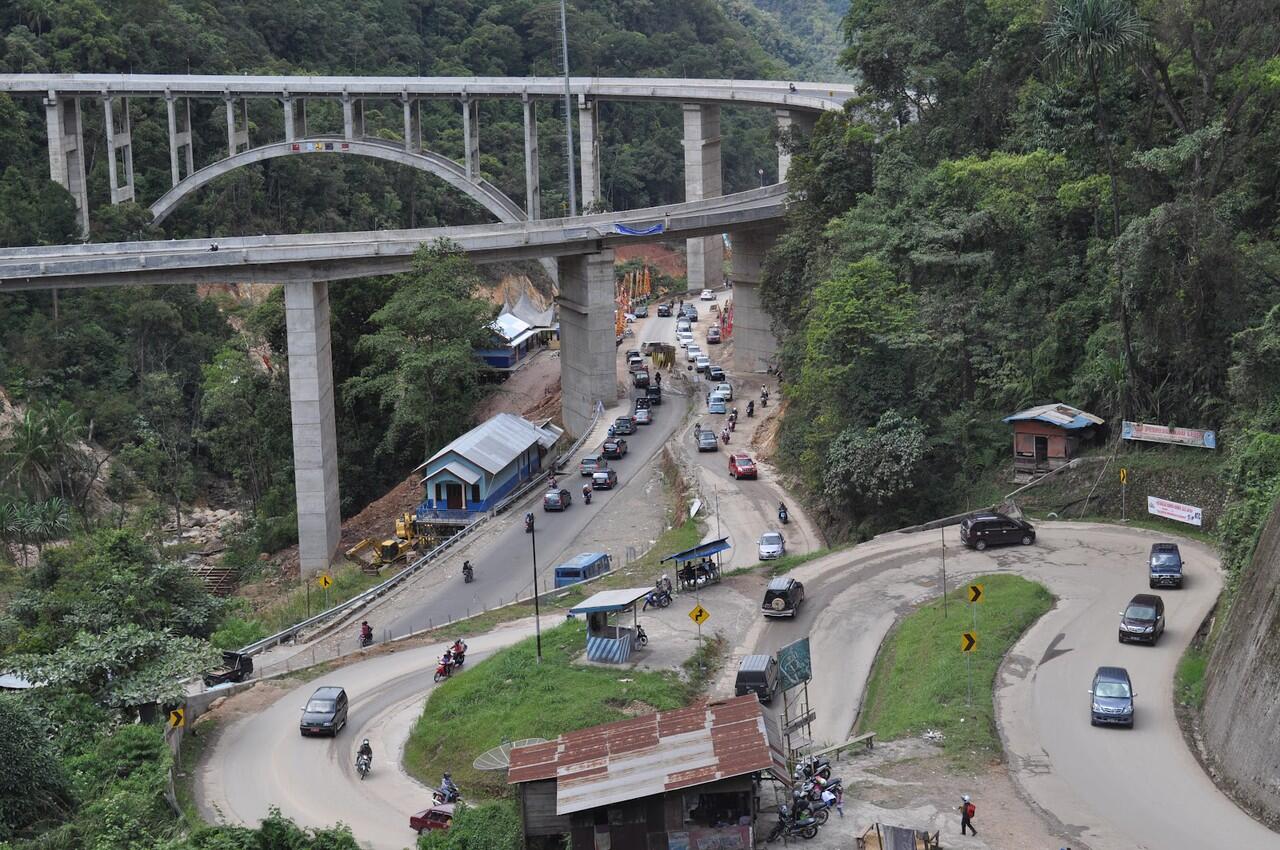 SBY Resmikan Jembatan Kelok Sembilan 31 Oktober 2013