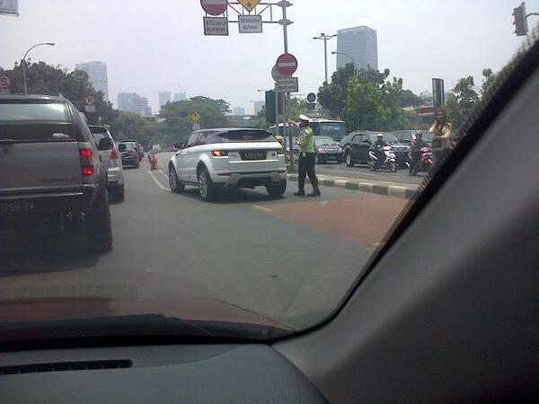 Masuk BUSWAY denda 1 juta? NGARUH?