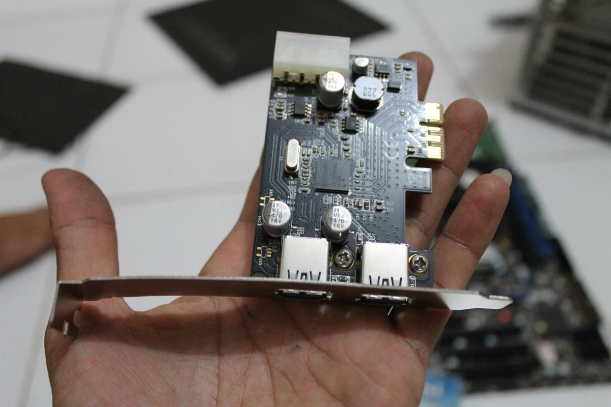 Jual PCI USB 3.0 internal PC merk BAFO cocok yg suka buat transfer data...monggo gan