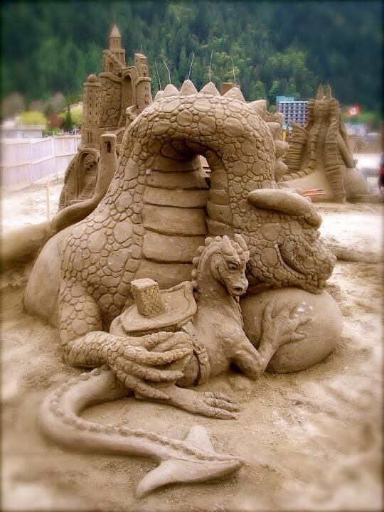 WOW Karya seni ini dari pasir pantai