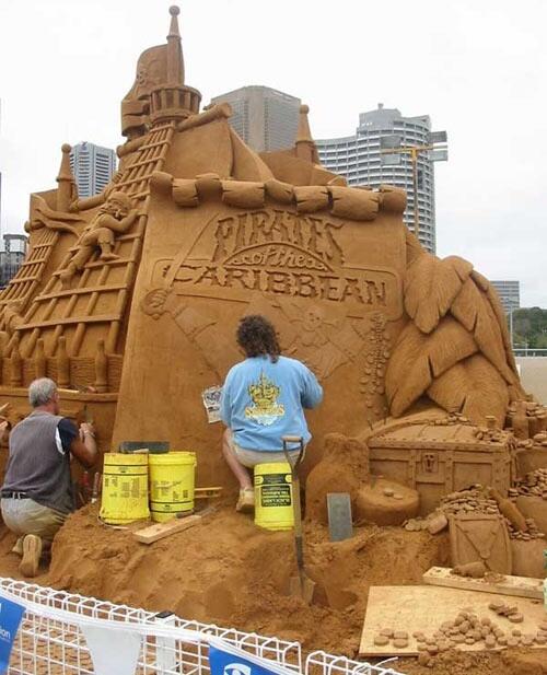 WOW Karya seni ini dari pasir pantai