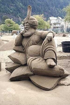 WOW Karya seni ini dari pasir pantai