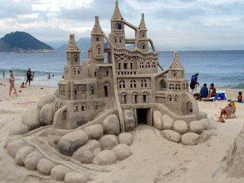 WOW Karya seni ini dari pasir pantai