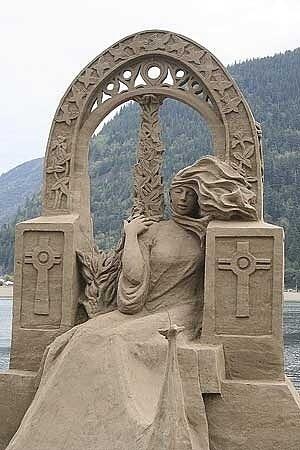 WOW Karya seni ini dari pasir pantai