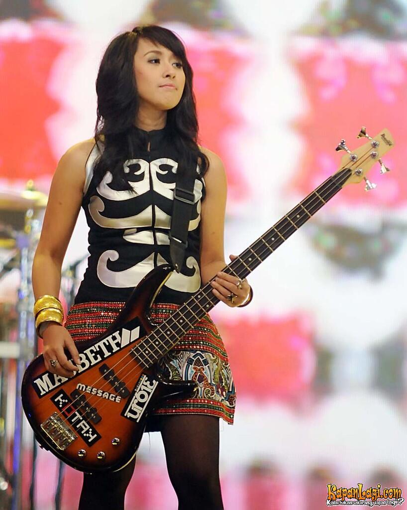  Bassist paling cantik di Indonesia...