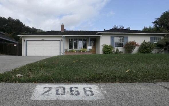 RUMAH MASA KECIL STEVE JOBS DAN TEMPAT LAHIRNYA APPLE DIJADIKAN MUSEUM BERSEJARAH
