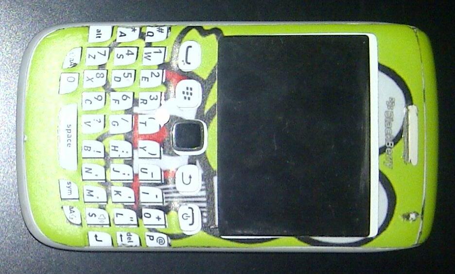 Jual Blackberry Bellagio 9790, Warna Putih, Mulus, Harga Dijamin Murah Meriah