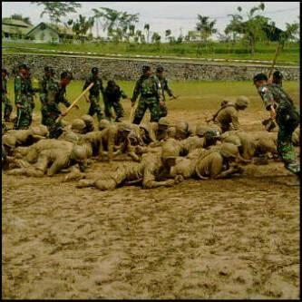 Mengenal lebih dekat Korps Marinir TNI AL.