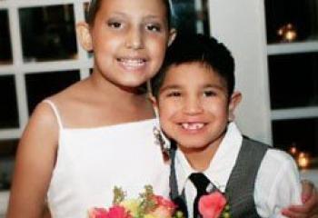 Menikah Di Usia 9 Tahun Karena Penyakit Leukimia