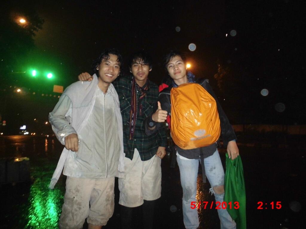 CERITA ANE GAN NAIK GUNUNG