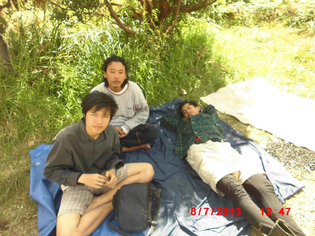 CERITA ANE GAN NAIK GUNUNG