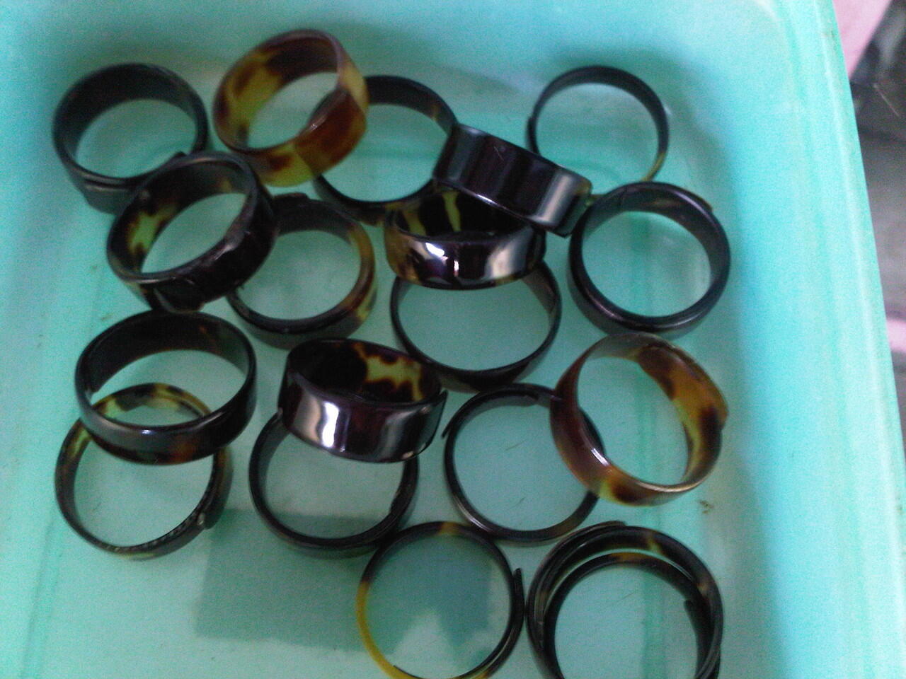 Usaha Gerai Pernak-Pernik Kulit/Sisik Penyu, Reseller &amp; Dropshiper Masuk