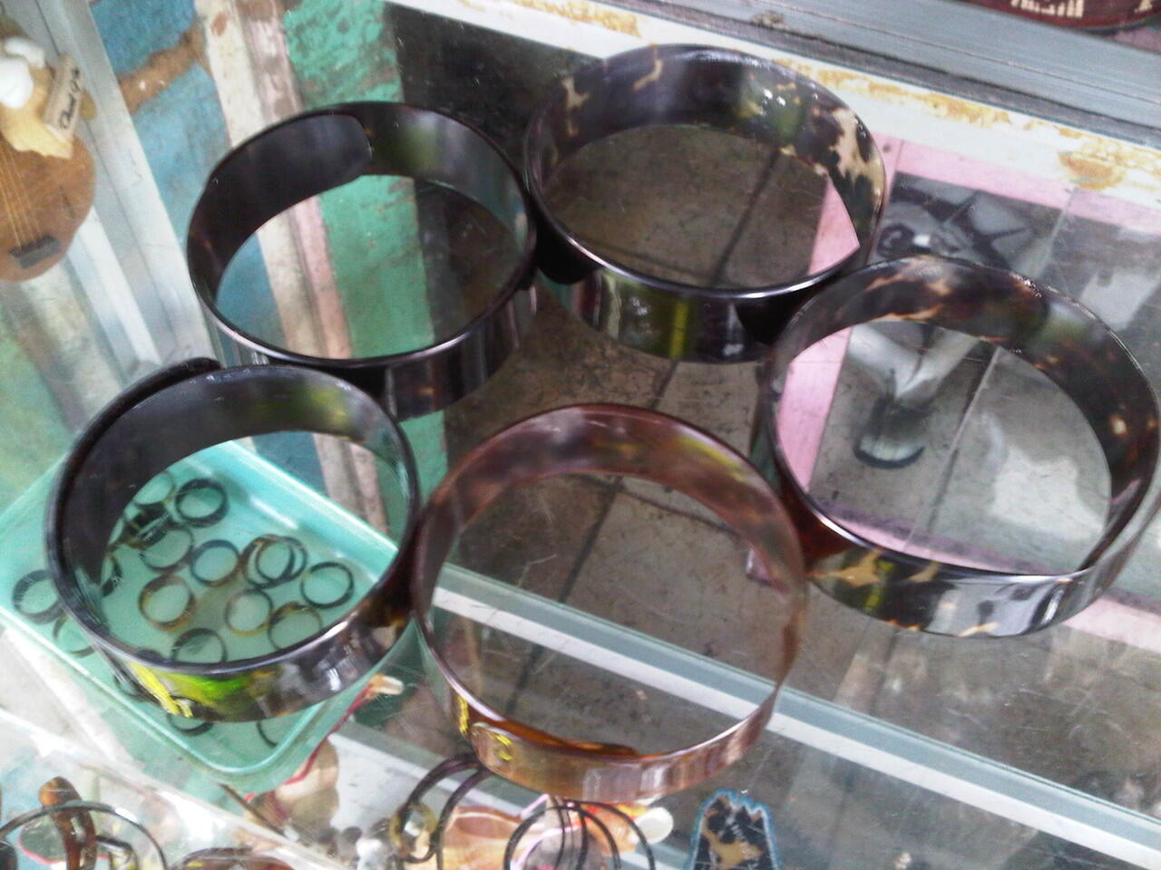Usaha Gerai Pernak-Pernik Kulit/Sisik Penyu, Reseller &amp; Dropshiper Masuk