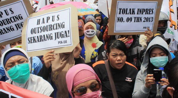 Buruh: Jokowi Itu Pro Pengusaha atau Buruh?